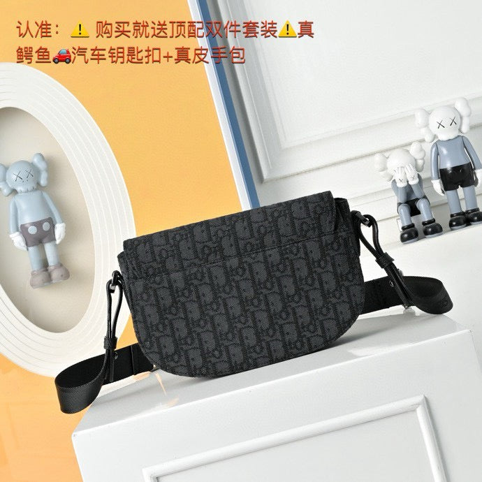 DIOR MESSENGER BAG