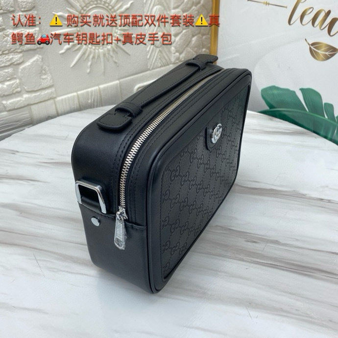 GUCCI MESSENGER BAG