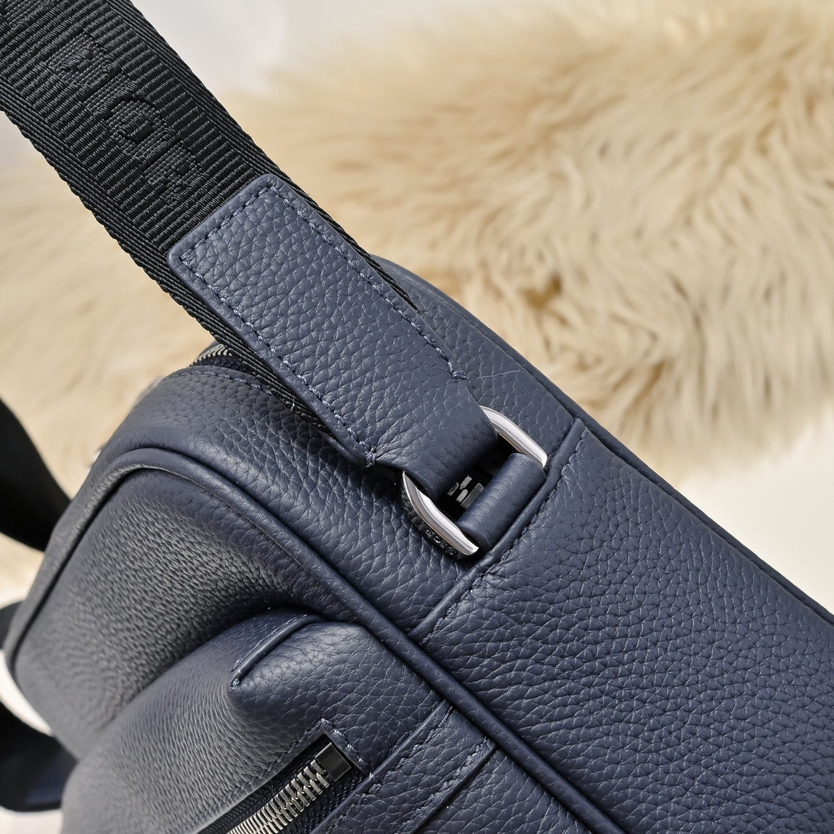 DIOR MESSENGER BAG
