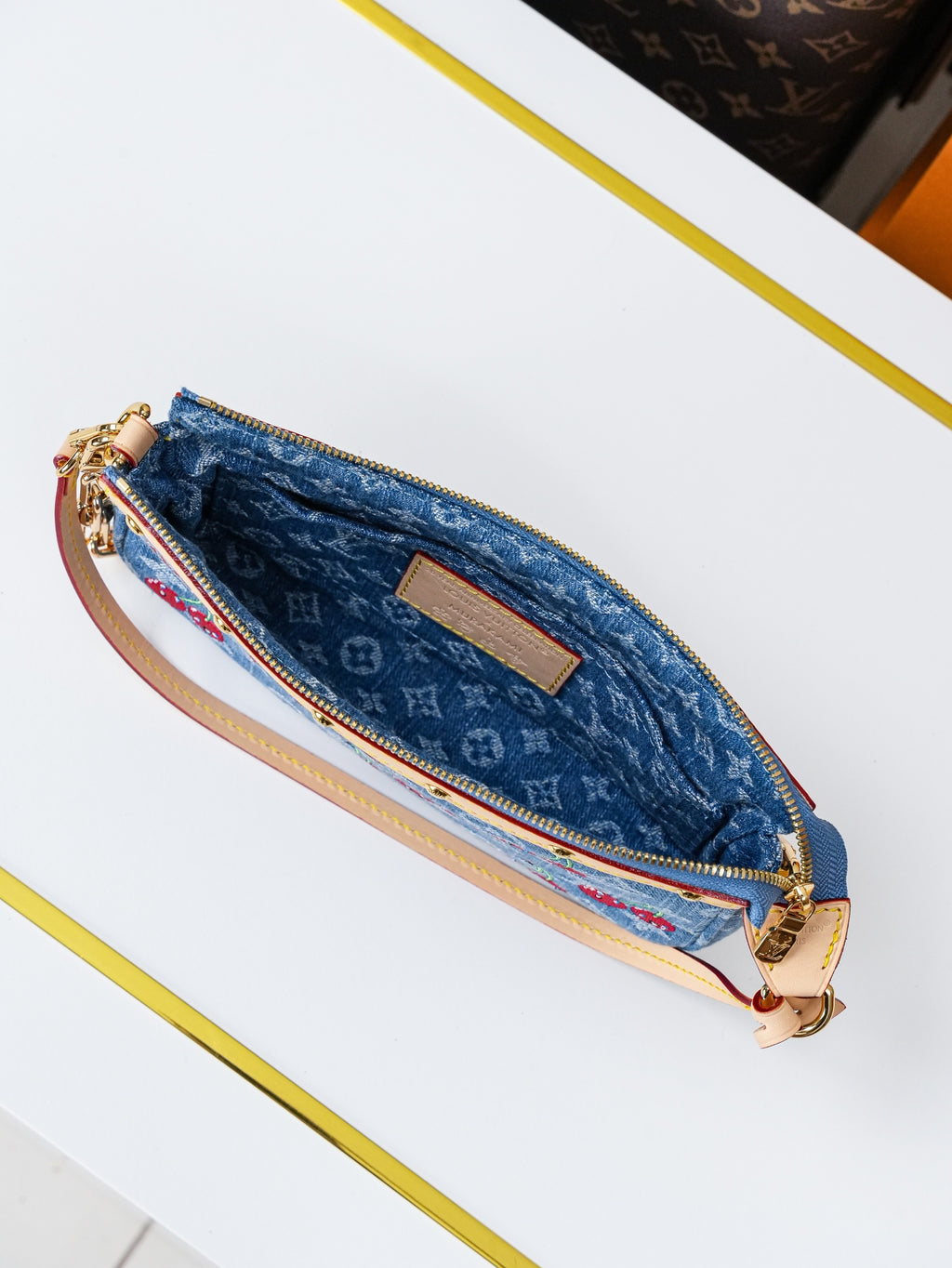 LV WOMENS BAG