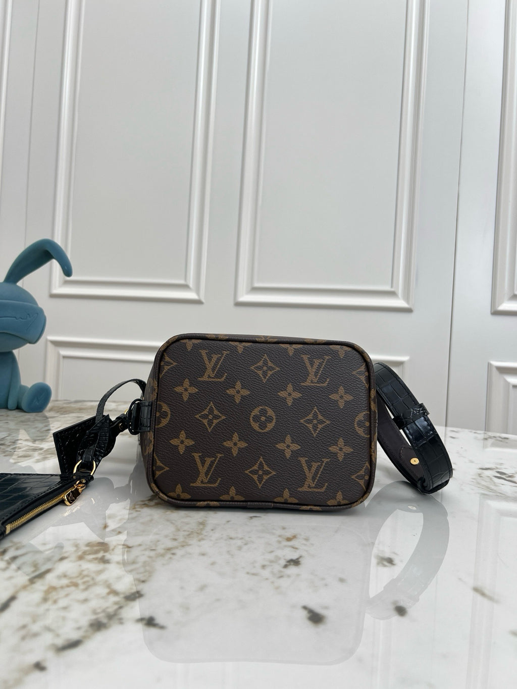 LV WOMENS BAG