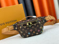 LV MESSENGER BAG
