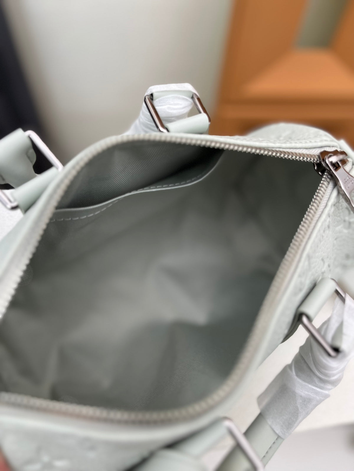 LV WOMENS BAG