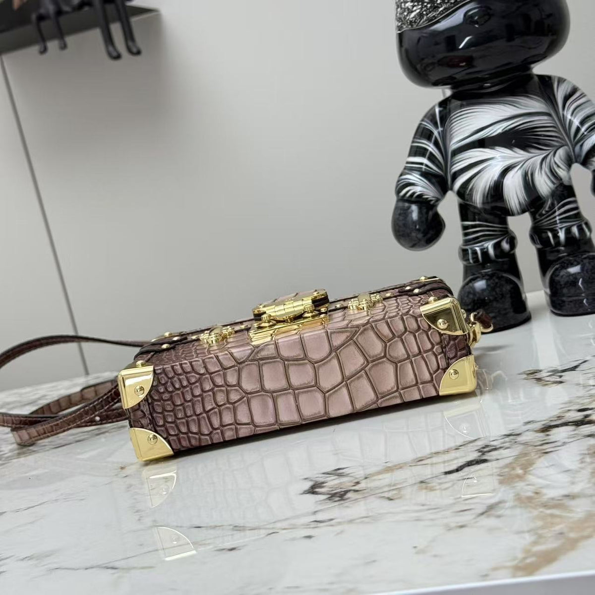 LV WOMENS BAG