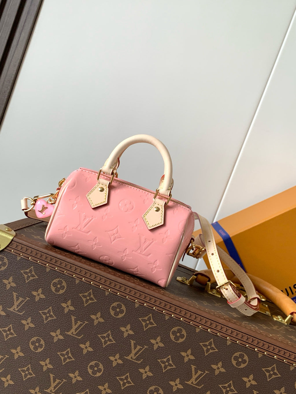 LV WOMENS BAG