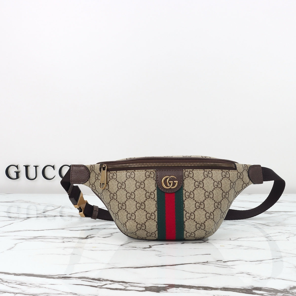 GUCCI MESSENGER BAG