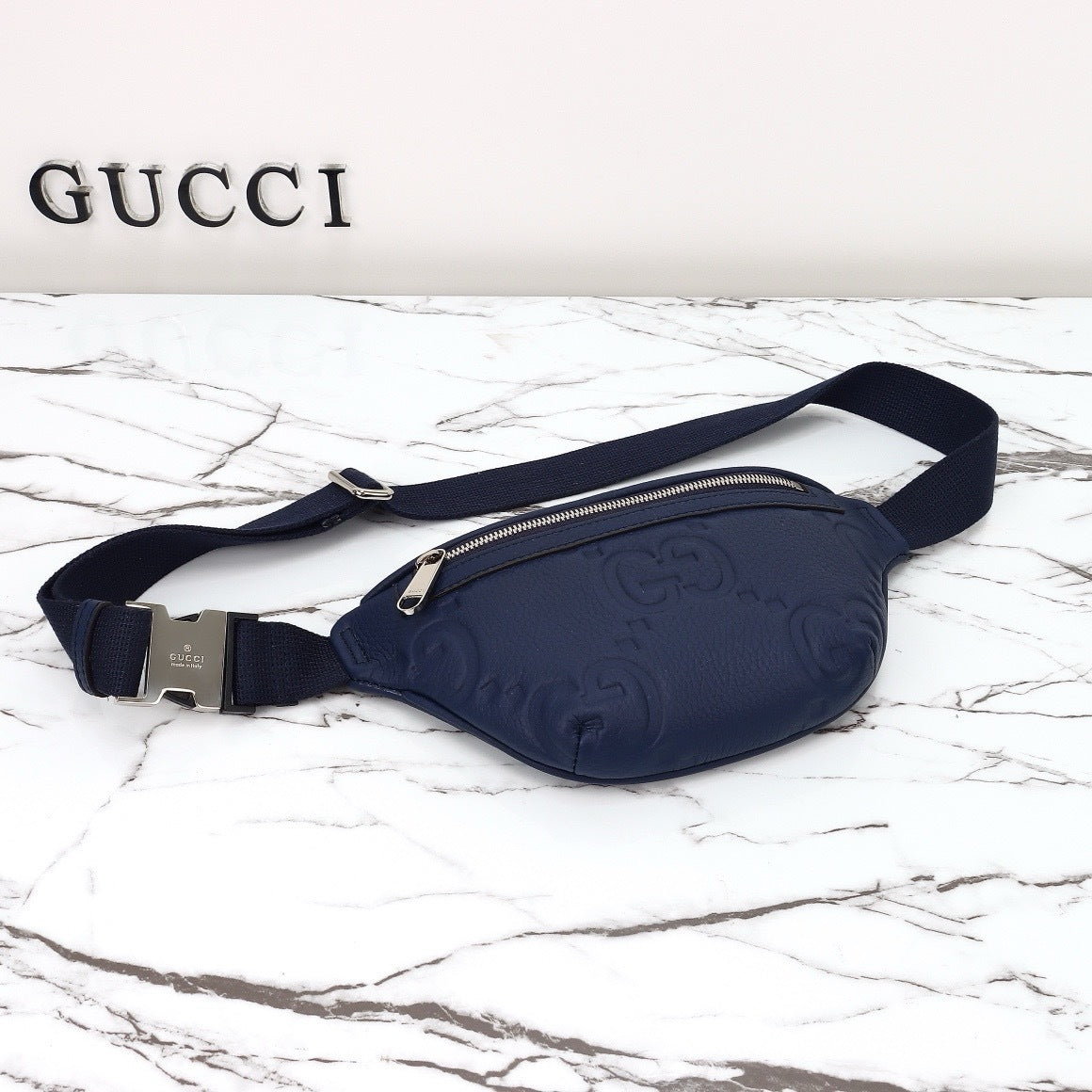 GUCCI MESSENGER BAG