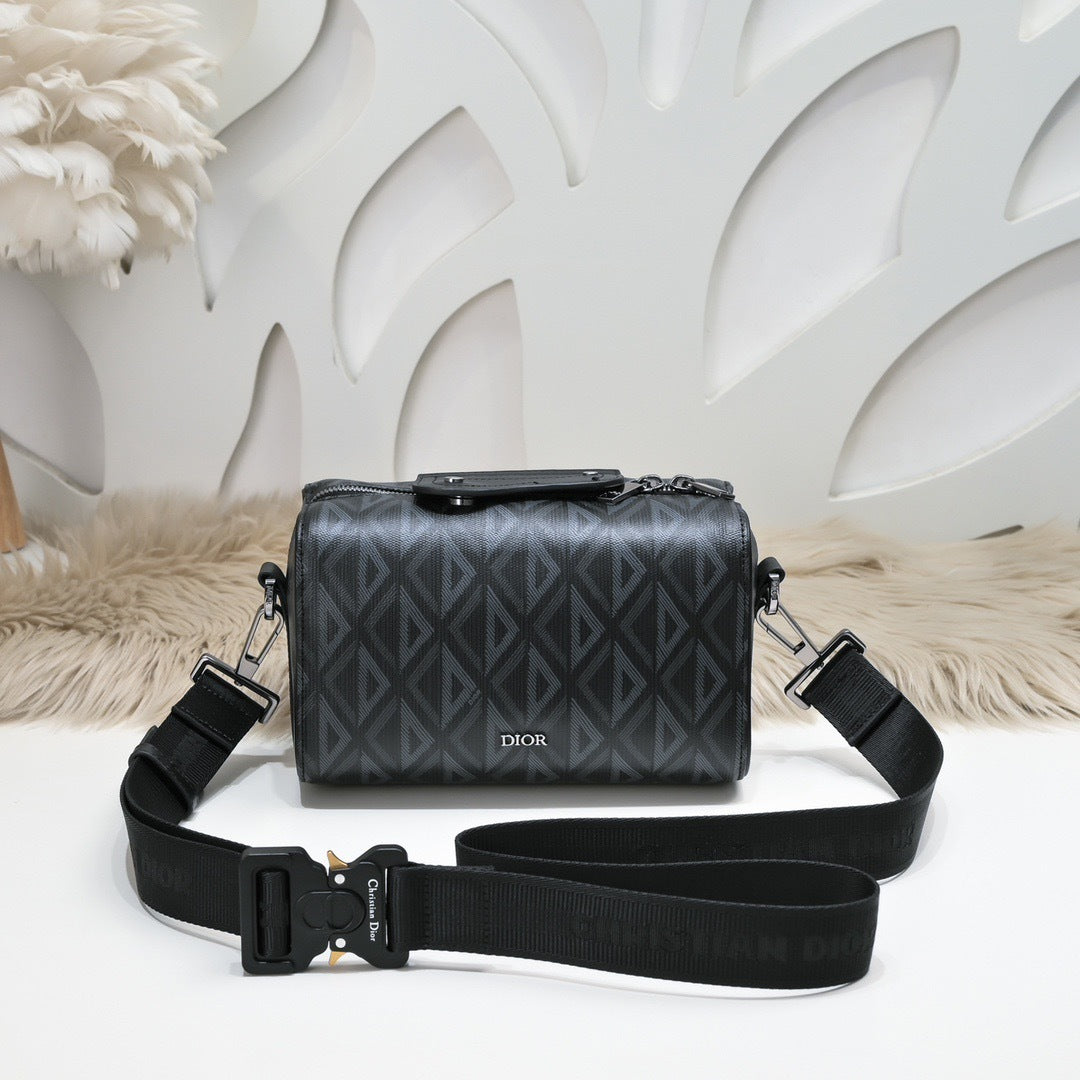 DIOR MESSENGER BAG