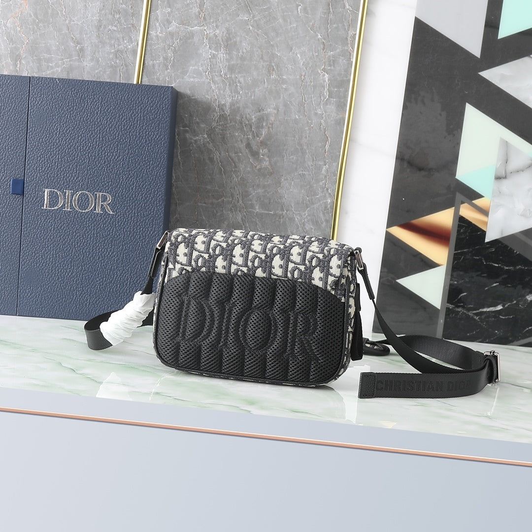 DIOR MESSENGER BAG