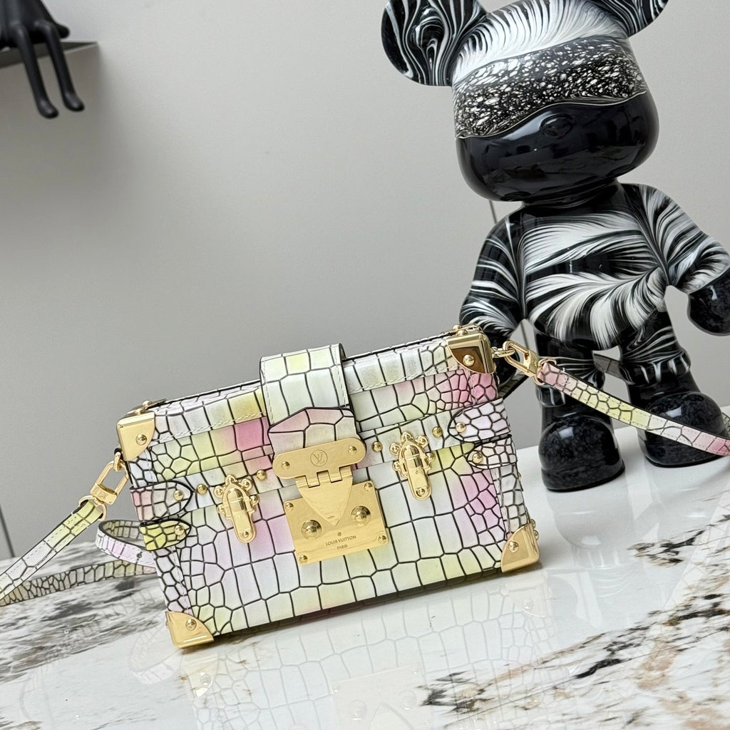 LV WOMENS BAG