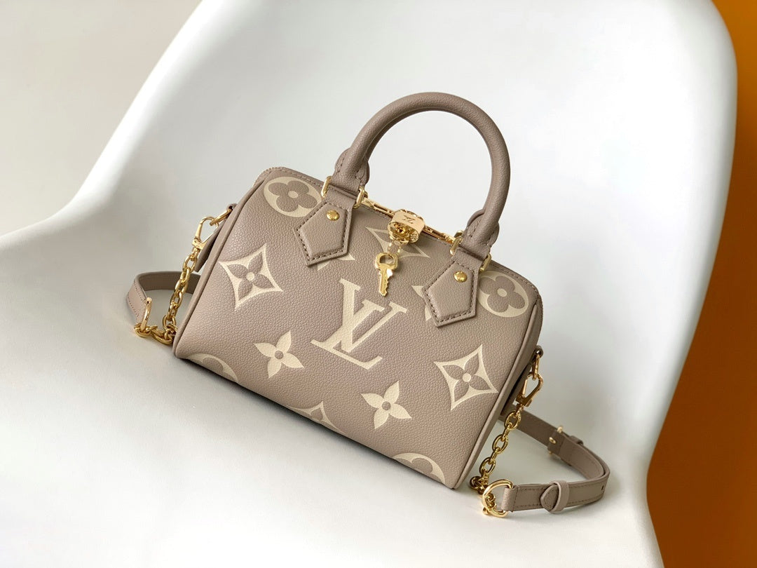 LV WOMENS BAG