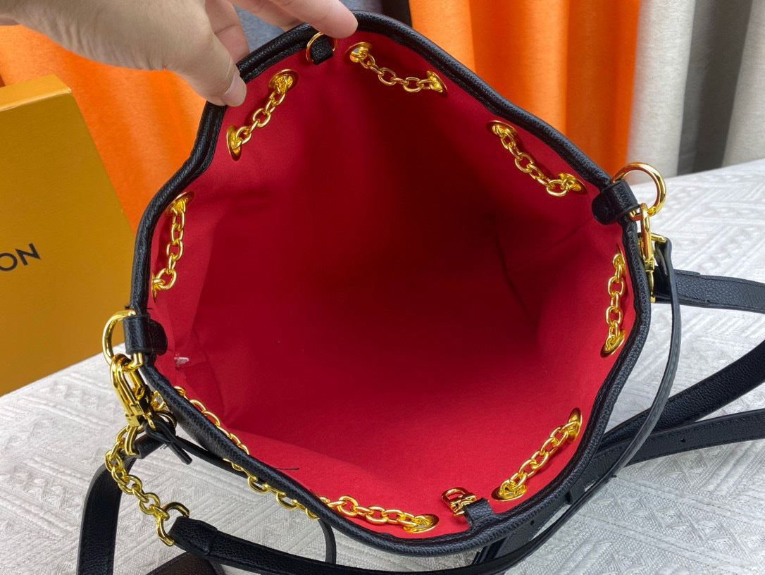LV WOMENS BAG
