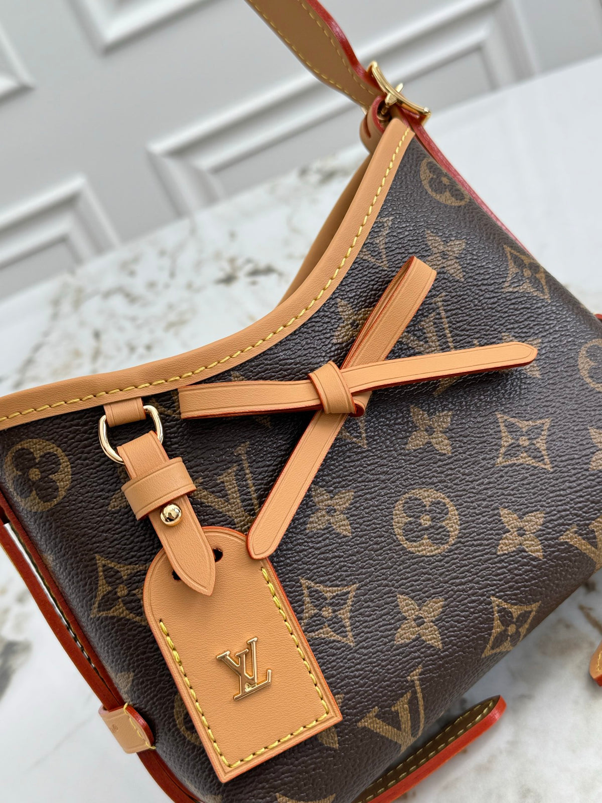 LV WOMENS BAG