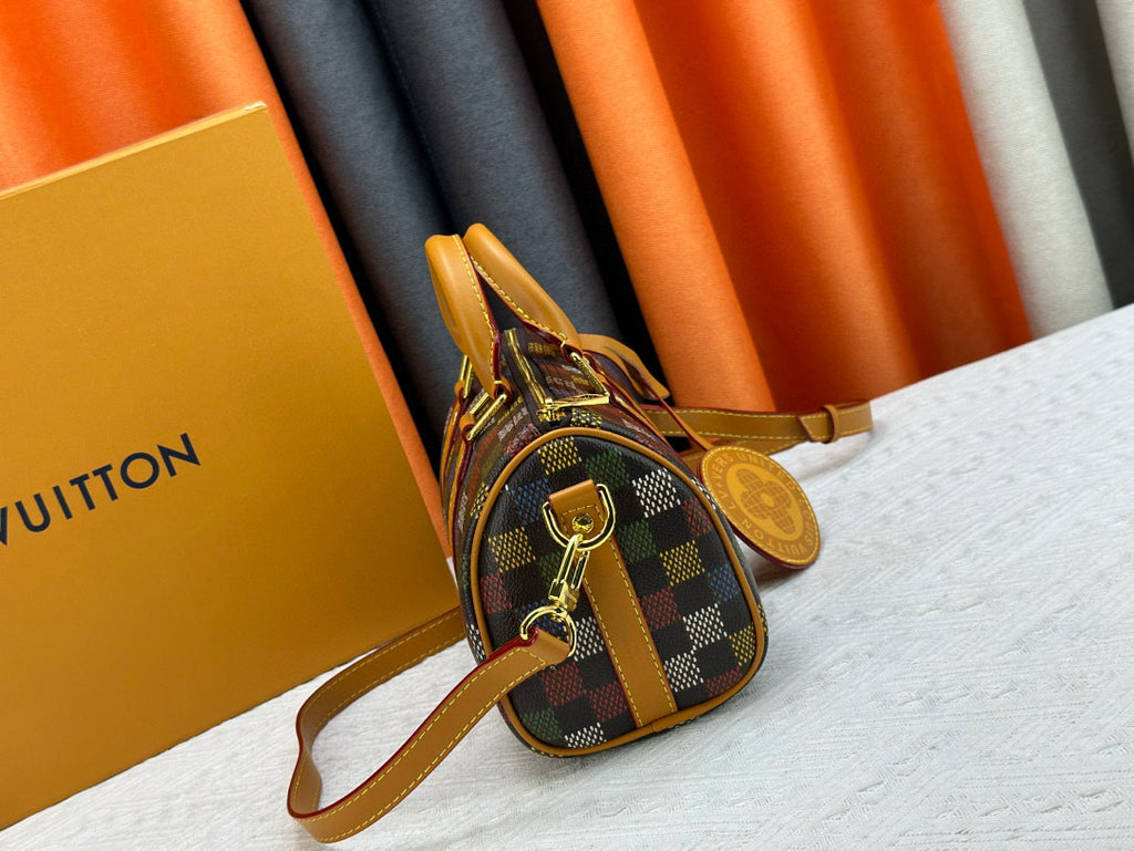 LV WOMENS BAG
