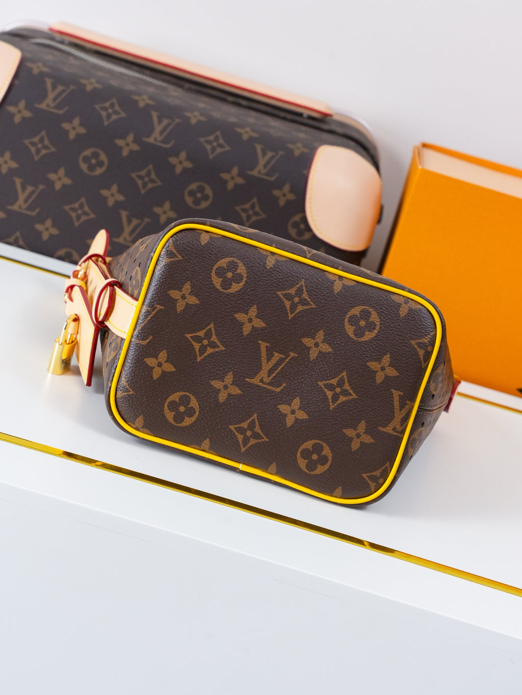 LV WOMENS BAG