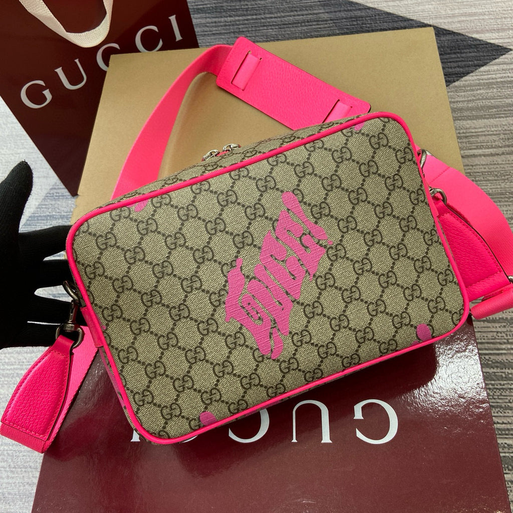 GUCCI MESSENGER BAG
