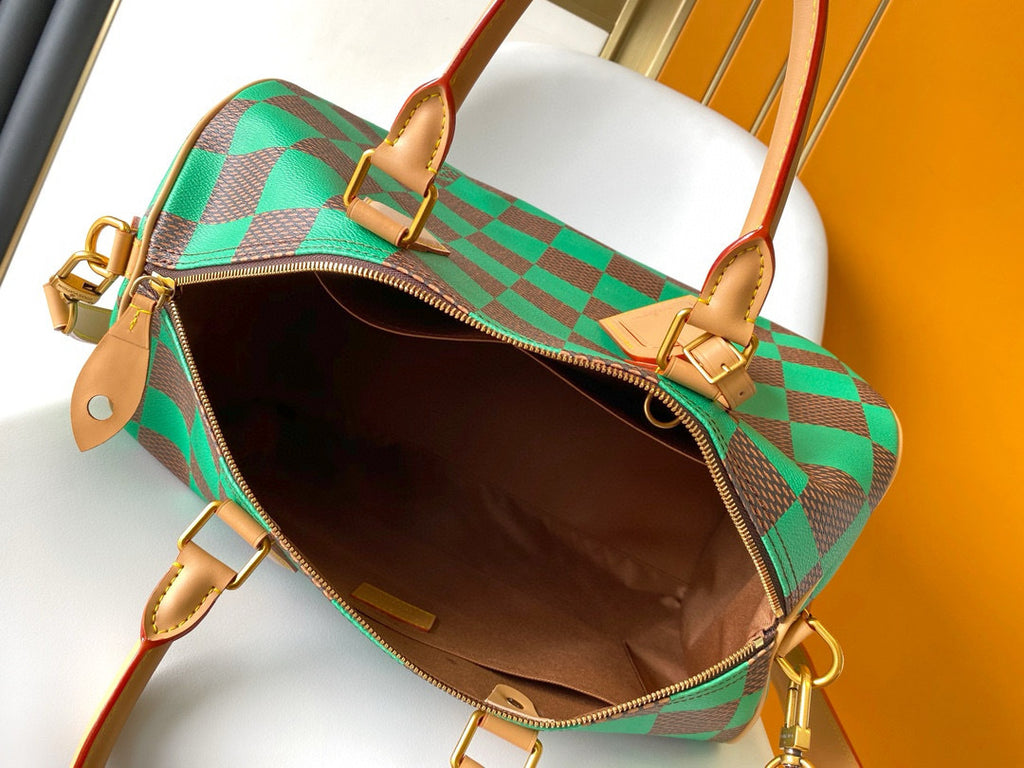 LV WOMENS BAG