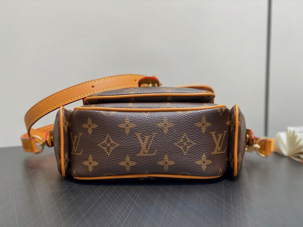 LV WOMENS BAG