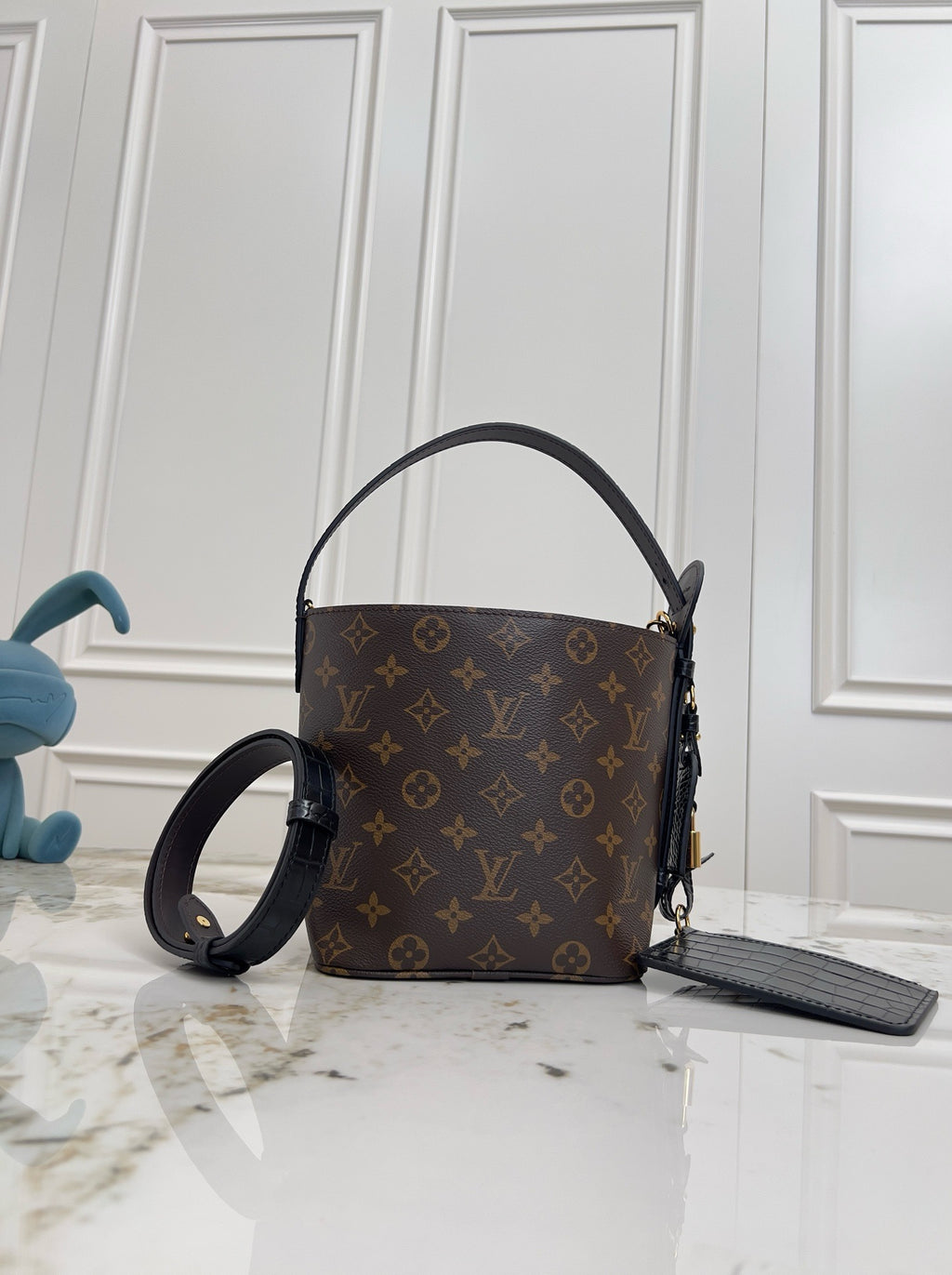 LV WOMENS BAG