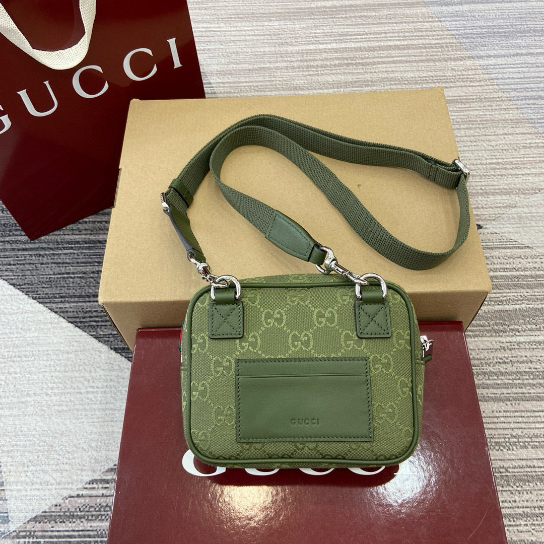 GUCCI MESSENGER BAG