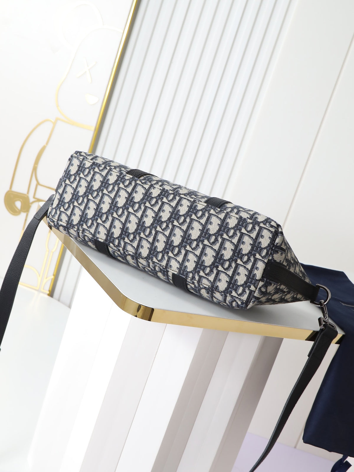 DIOR MESSENGER BAG