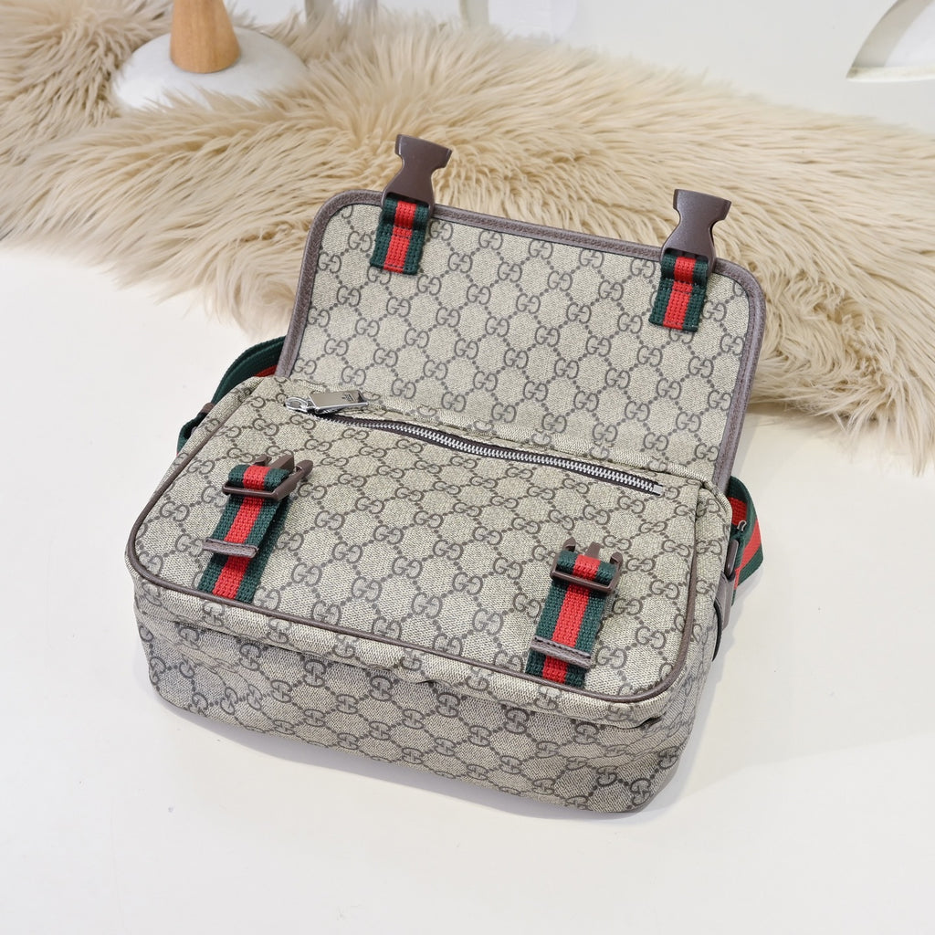 GUCCI MESSENGER BAG