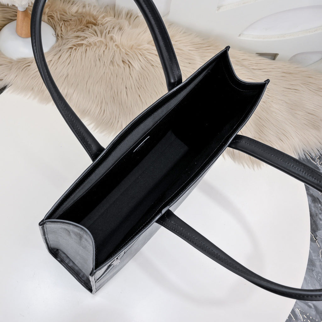 DIOR MESSENGER BAG