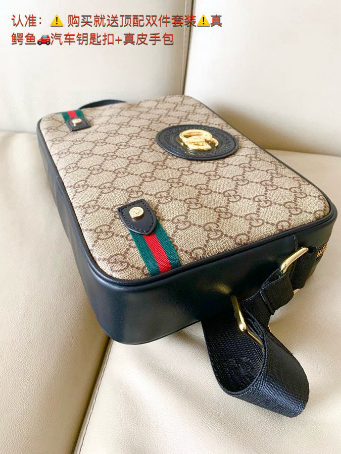 GUCCI MESSENGER BAG