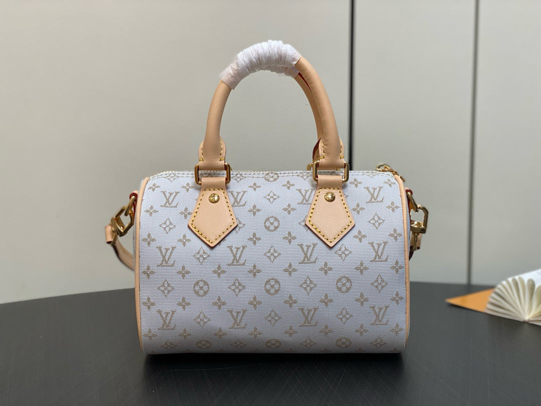 LV WOMENS BAG