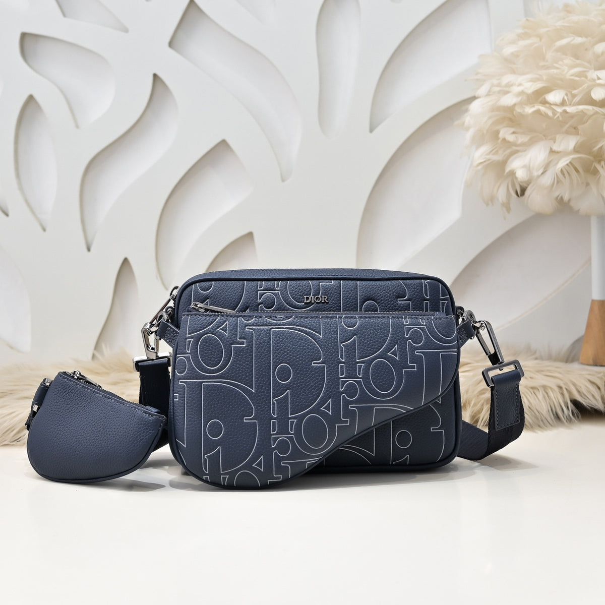 DIOR MESSENGER BAG