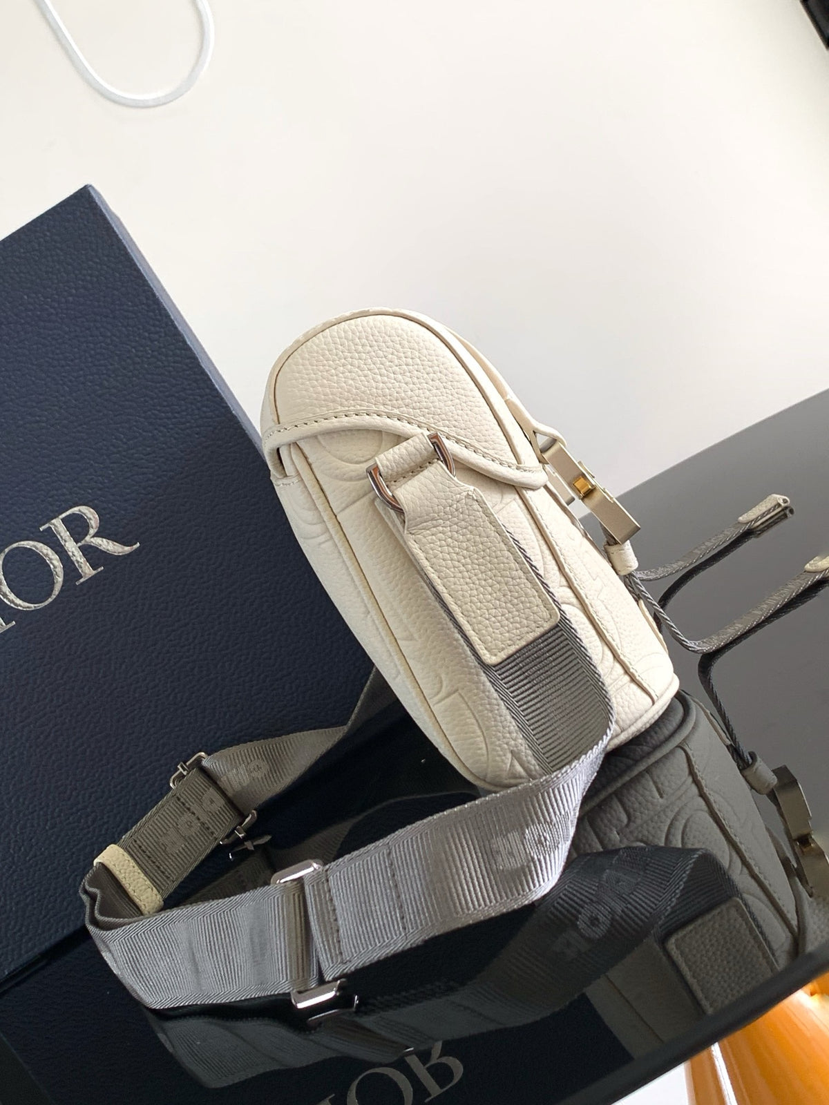 DIOR MESSENGER BAG
