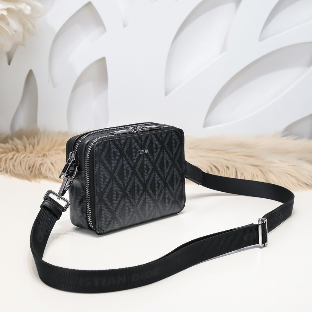 DIOR MESSENGER BAG