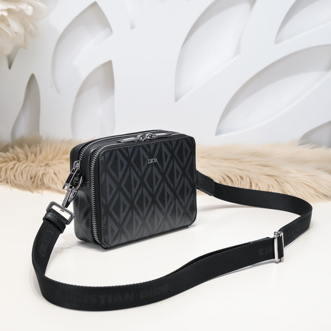 DIOR MESSENGER BAG