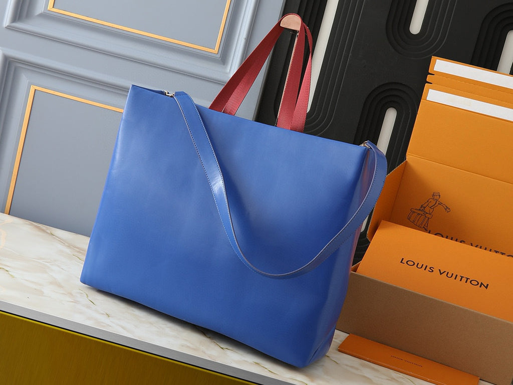 LV WOMENS BAG