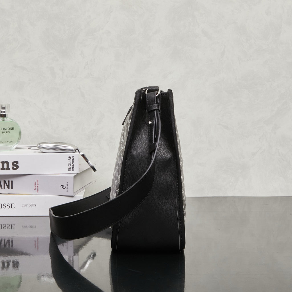 GOYARD WOMENS BAG