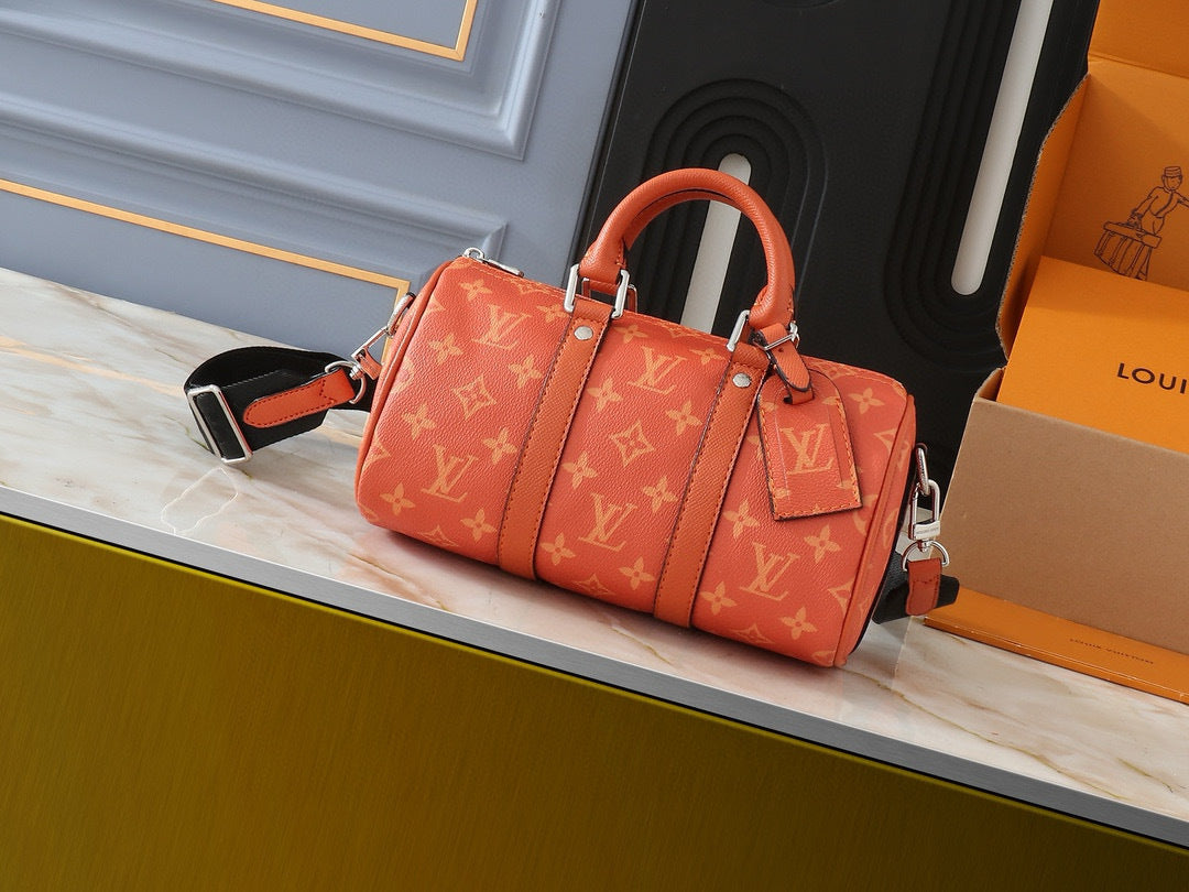 LV WOMENS BAG