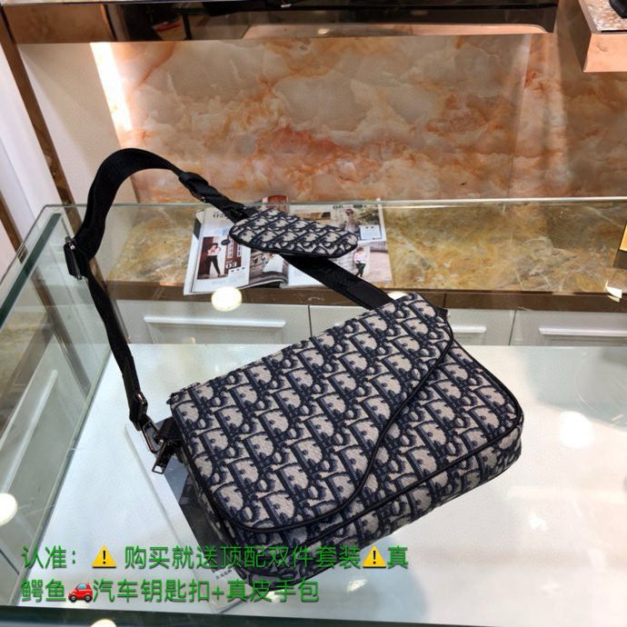 DIOR MESSENGER BAG