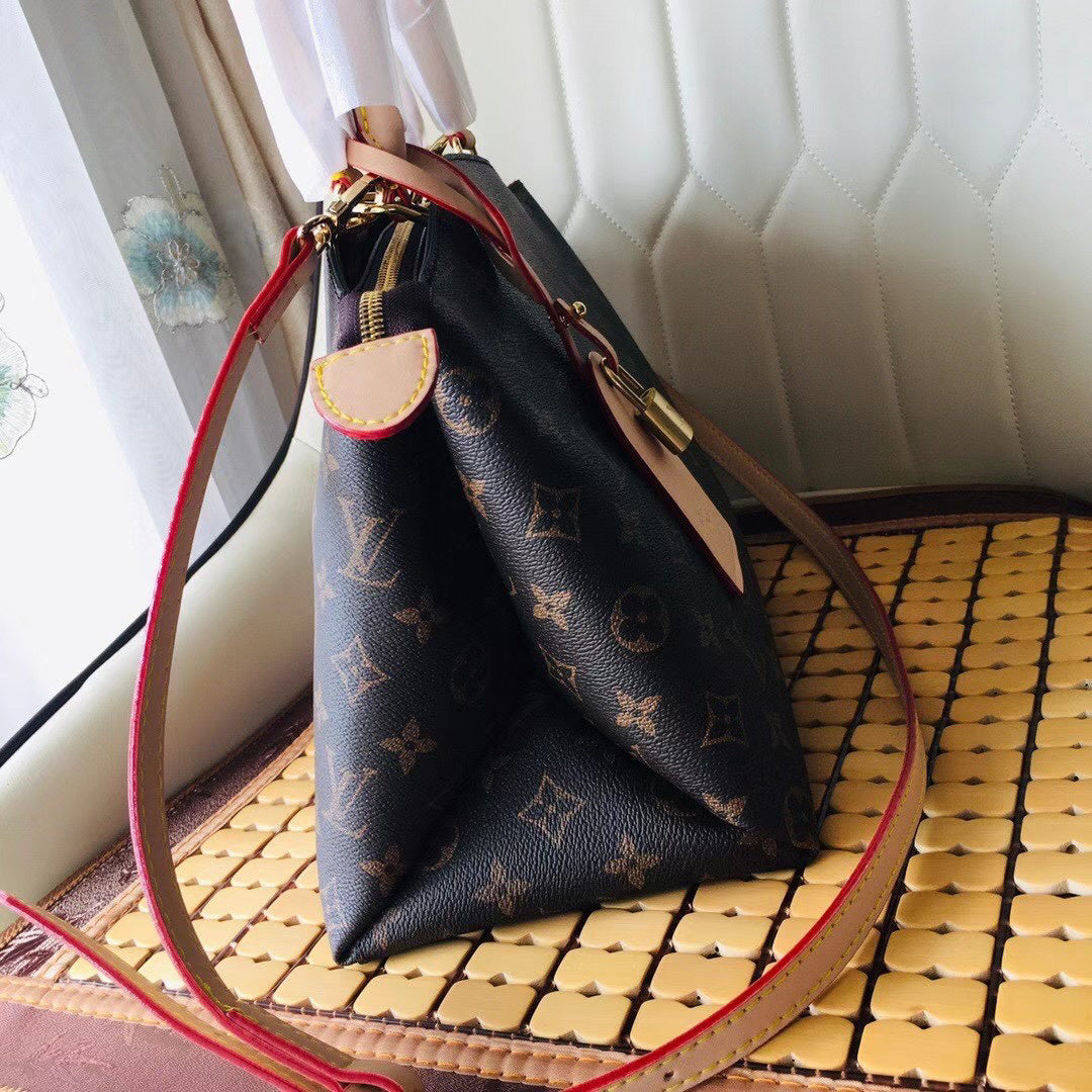 LV WOMENS BAG