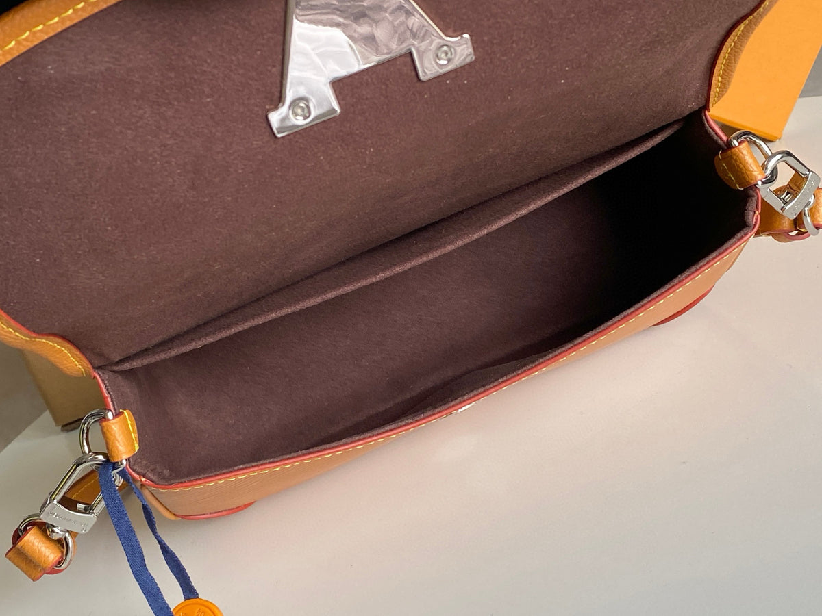 LV WOMENS BAG