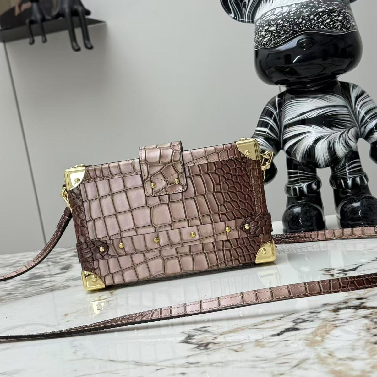 LV WOMENS BAG