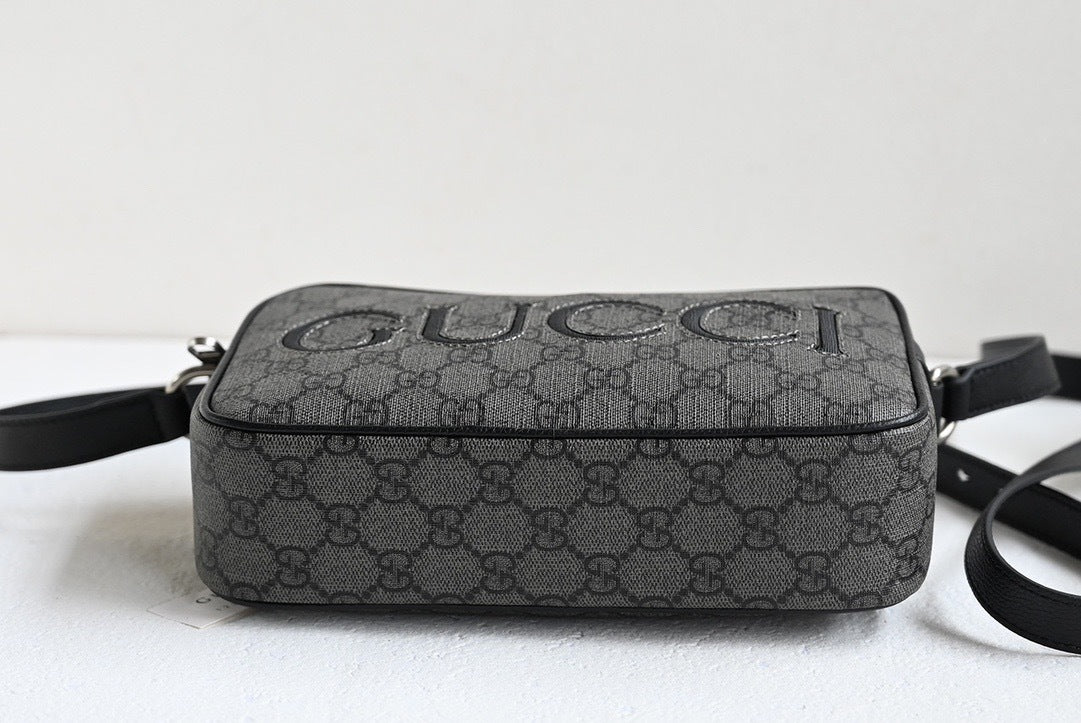 GUCCI MESSENGER BAG