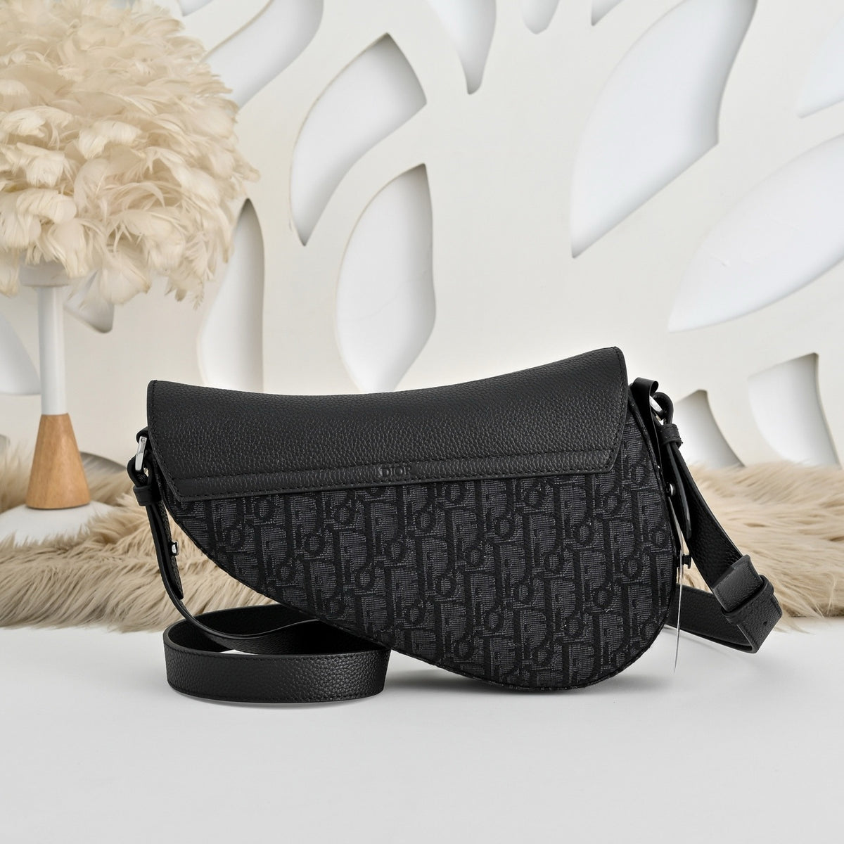 DIOR MESSENGER BAG