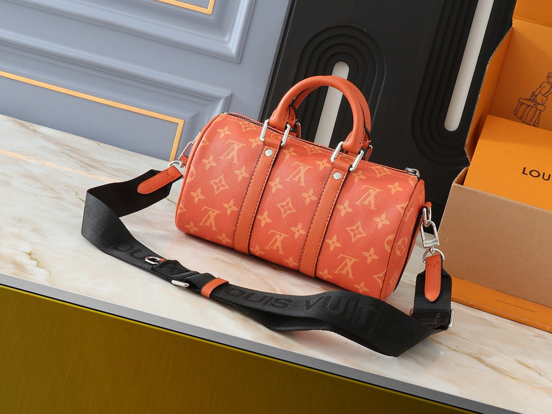 LV WOMENS BAG