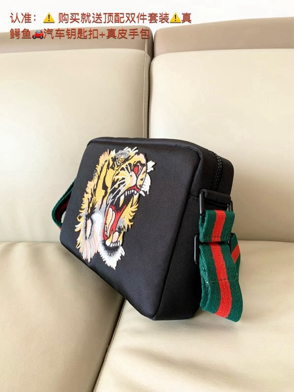 GUCCI MESSENGER BAG