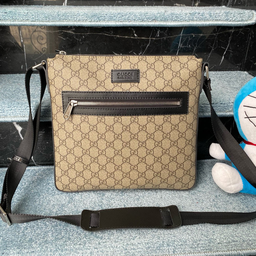 GUCCI MESSENGER BAG