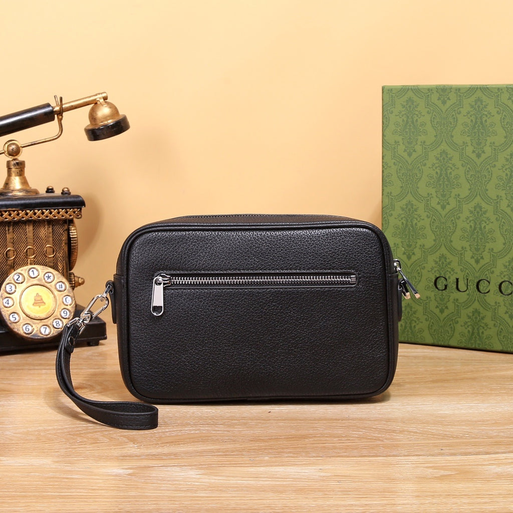 GUCCI MESSENGER BAG