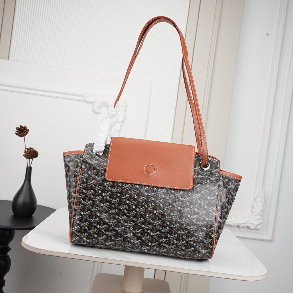 GOYARD WOMENS BAG