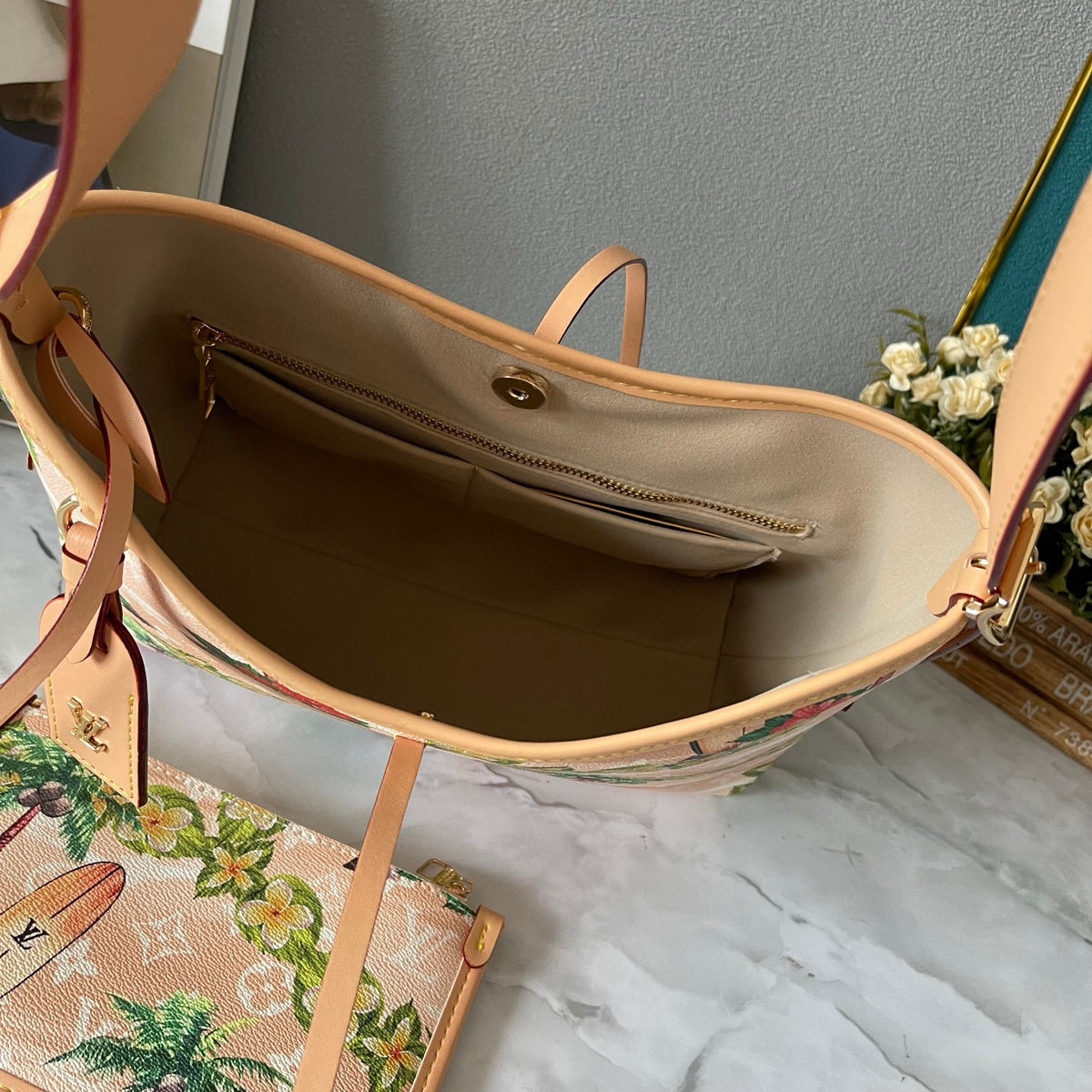 LV WOMENS BAG