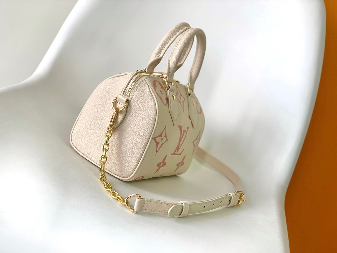 LV WOMENS BAG