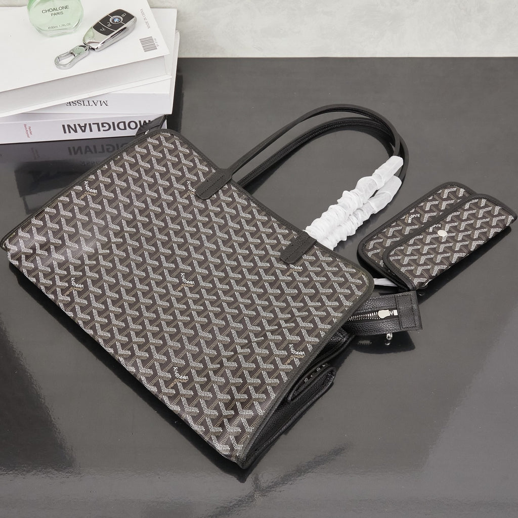 GOYARD WOMENS BAG